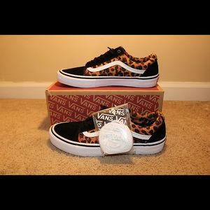 Brand New Vans Sneakers